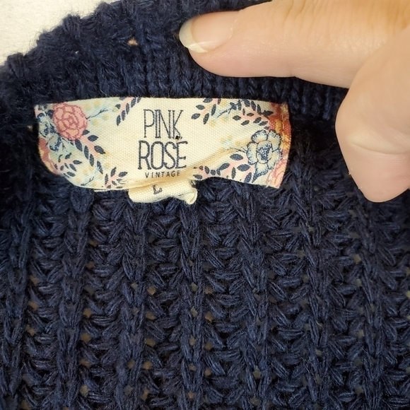 PINK Rose Blue Pullover Sweater Size Large - Picture 7 of 8